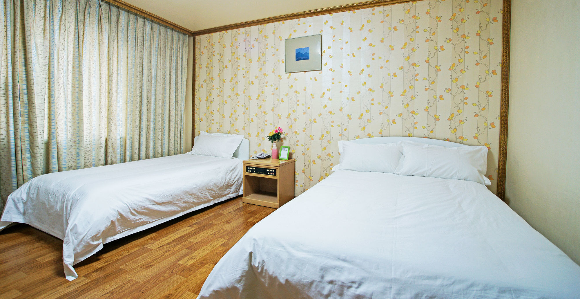 Emerald Hotel Jeju Exterior foto