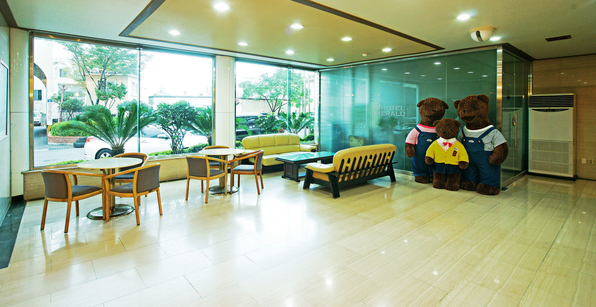 Emerald Hotel Jeju Exterior foto